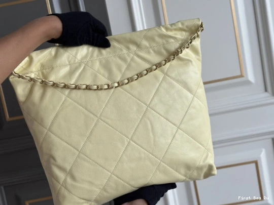 First Bag Ru HANDBAG 22 CHANEL 0726